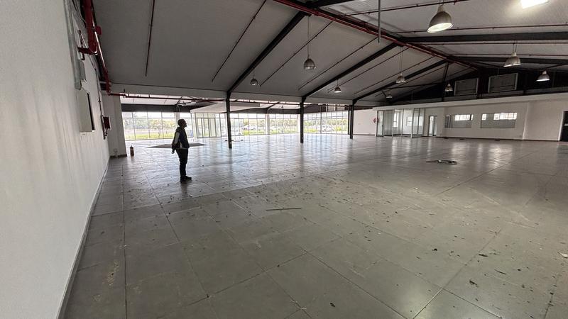 To Let commercial Property for Rent in Paarden Eiland Western Cape